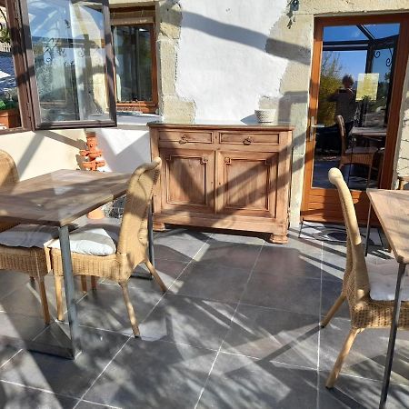 Les Hotes Du Lac, Chambres Et Tables D'Hotes Mandailles  Exteriör bild